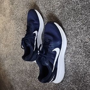 Men's Nike sneakers